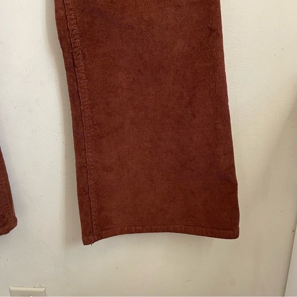 Old Navy Higher High Rise Flare Corduroy Pants Petite 8 – Rust Brown - Picture 5 of 8